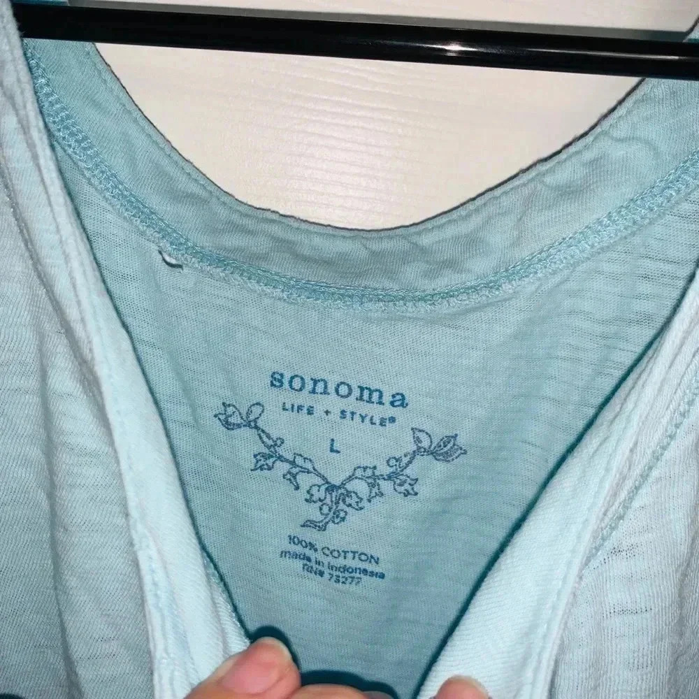 ✅Blue Tank Top🌟 - Picture 2 of 3